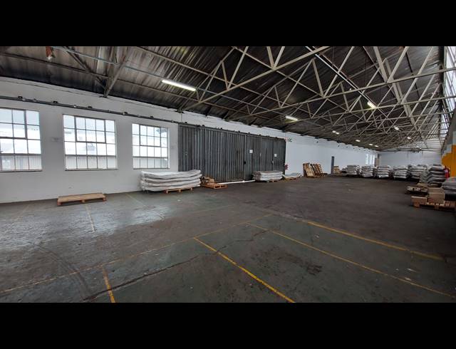 3,876M² FACTORY TO LET IN ALRODE